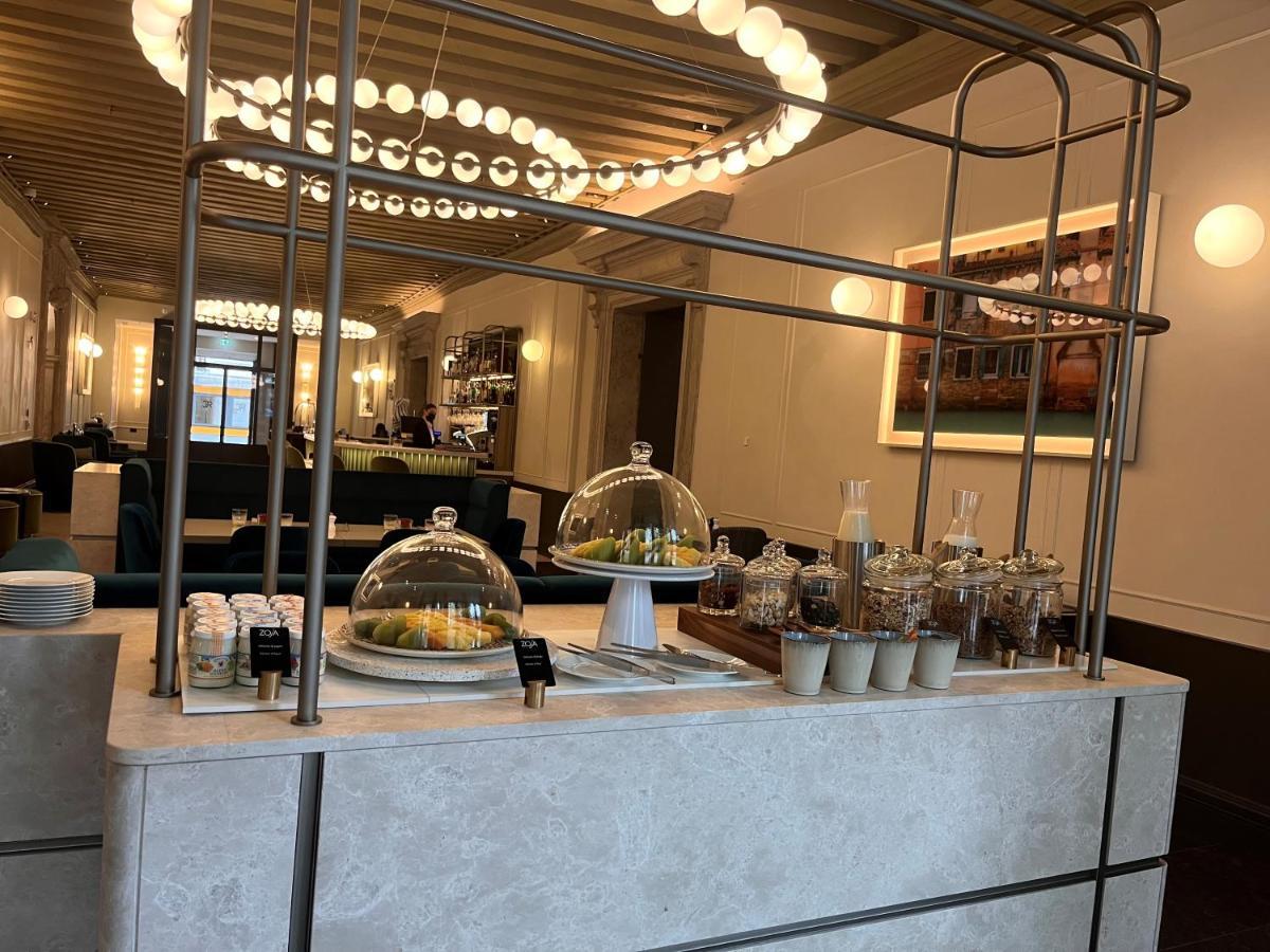 Radisson Collection Hotel, Palazzo Nani 베니스 외부 사진 The interior of the lounge