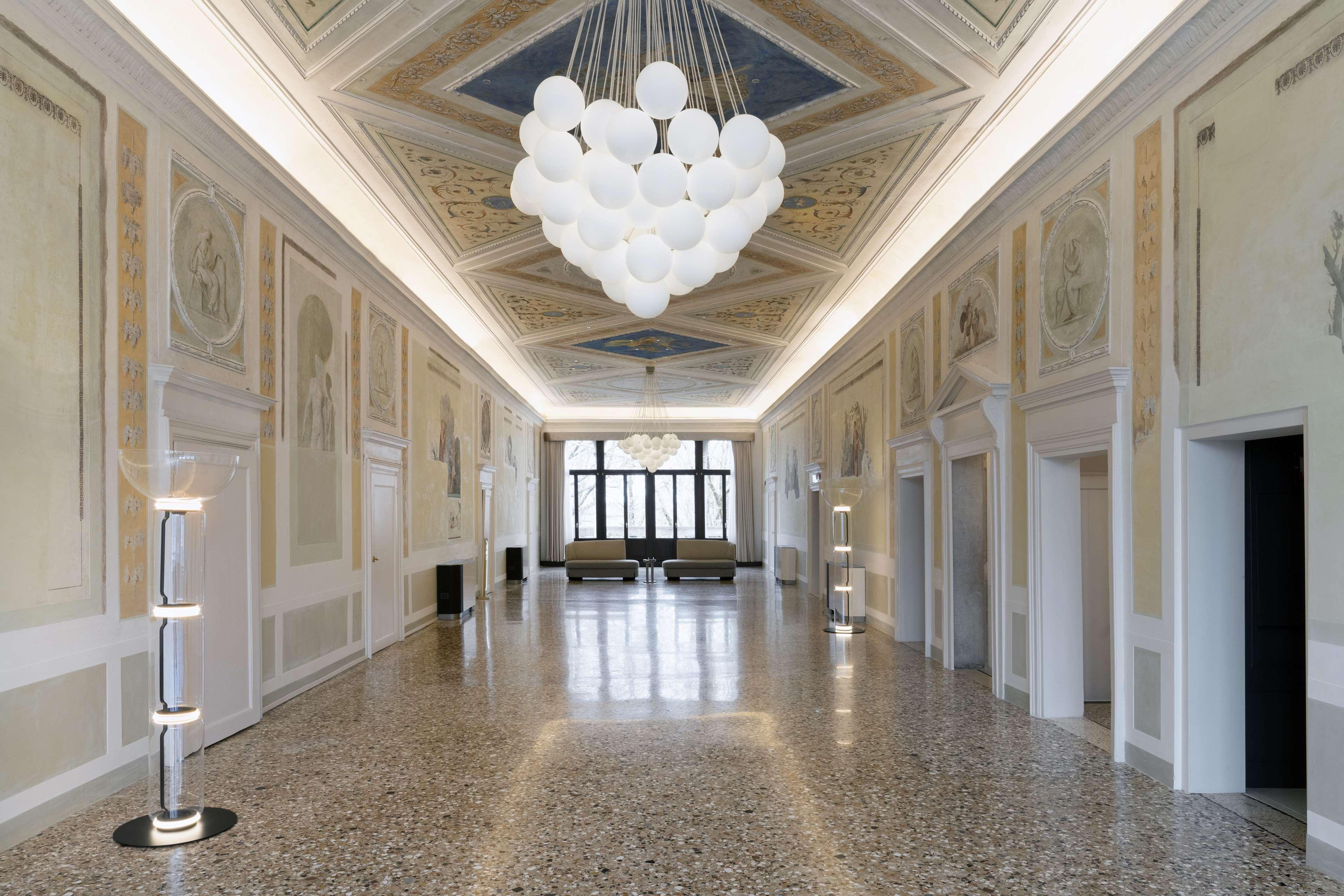 Radisson Collection Hotel, Palazzo Nani 베니스 외부 사진 The interior of the hotel
