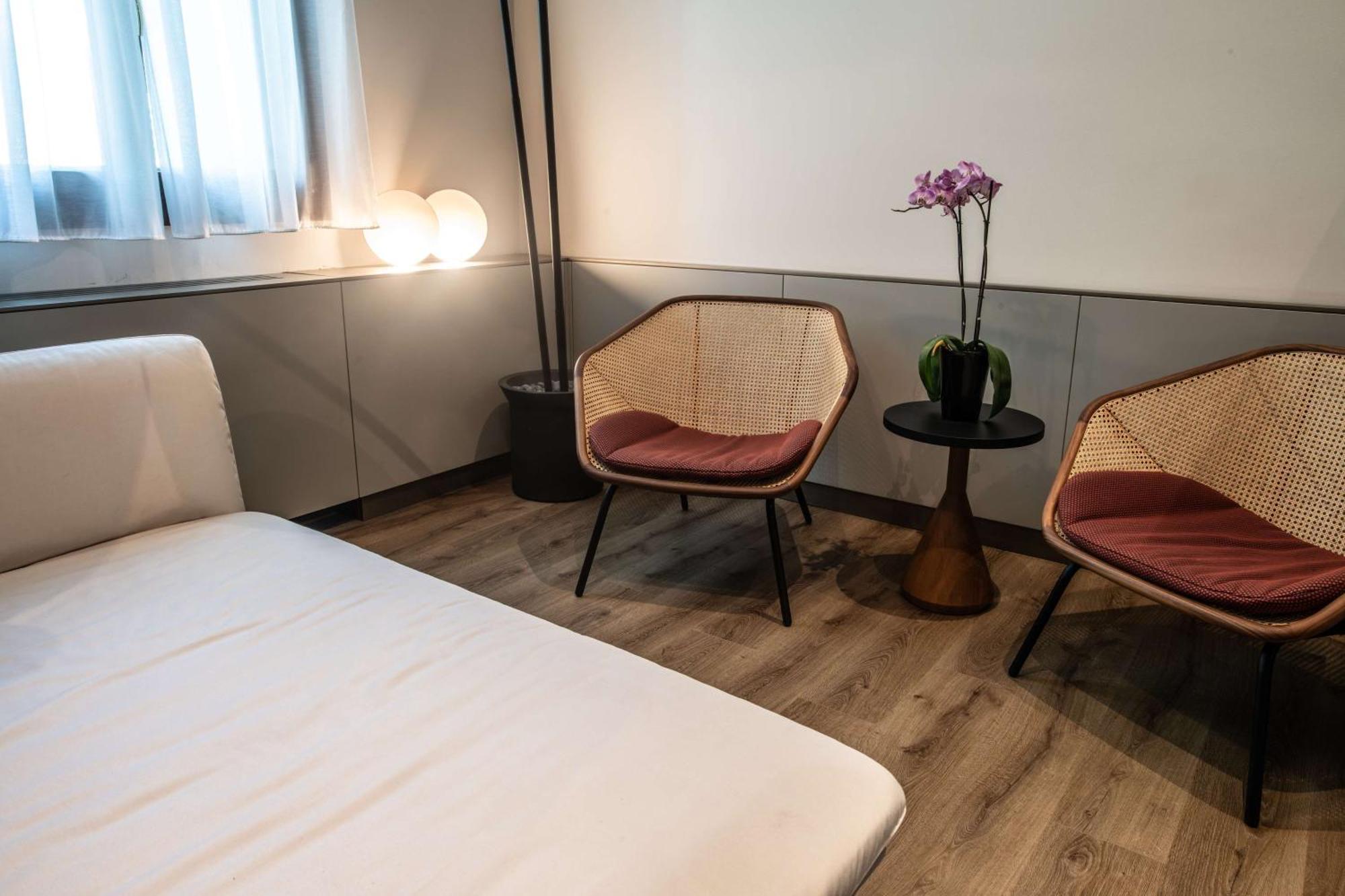 Radisson Collection Hotel, Palazzo Nani 베니스 외부 사진 A room at the hotel